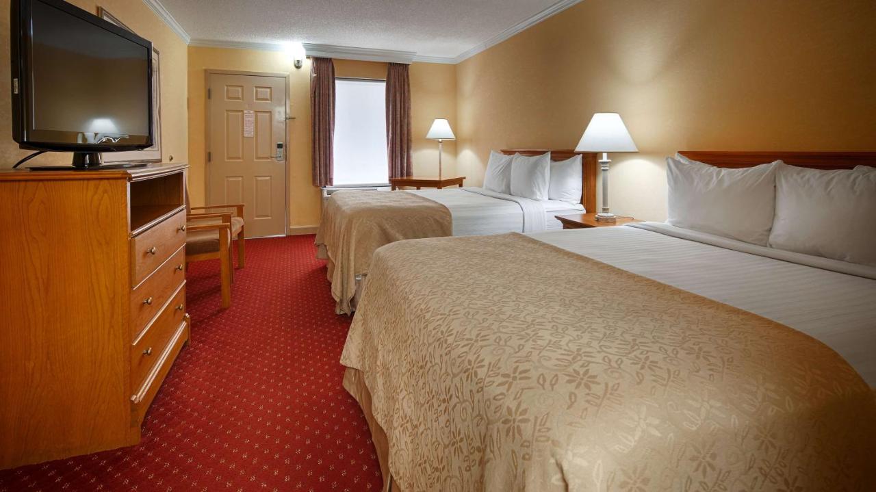 Bryson Inn Mount Airy Extérieur photo