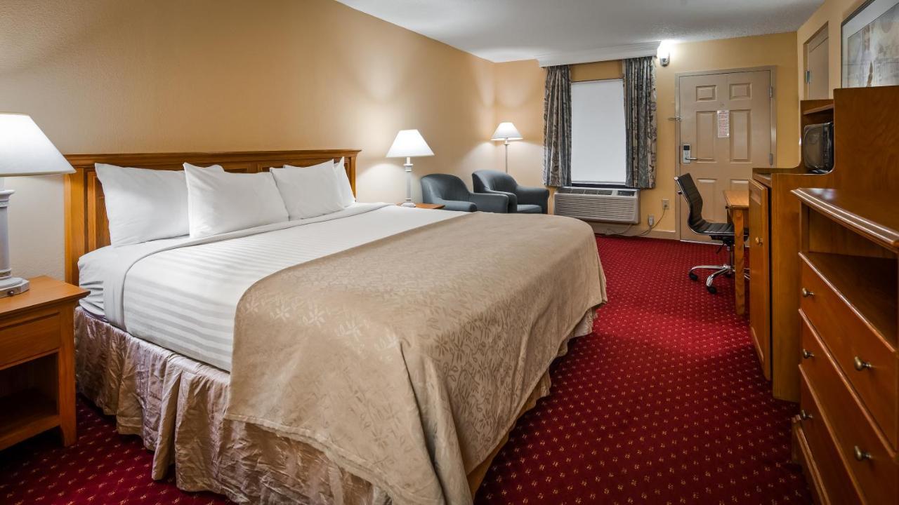 Bryson Inn Mount Airy Extérieur photo